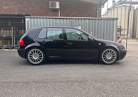 VW Golf Volkswagen 1.9 TDI