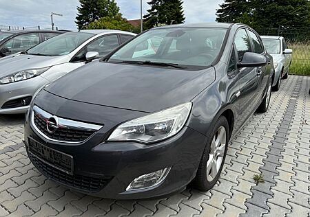 Opel Astra 1.7 CDTI EDITION 81kW,KLIMAAUT,ALU,PDC,EU5