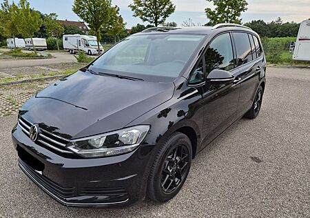 VW Touran Volkswagen 1.5 TSI OPF DSG ACTIVE ACTIVE