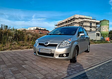 Toyota Corolla Verso 1.8-l-VVT-i Executive Executive