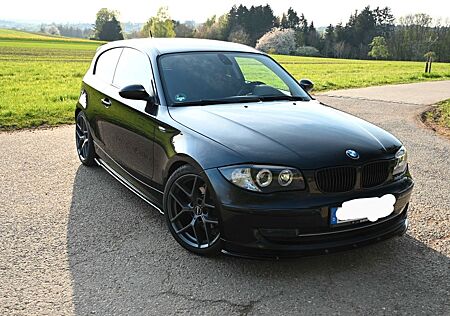 BMW 118i 1er**LCI*Sportfahrwerk*M-Performance
