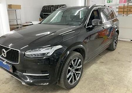 Volvo XC 90 Momentum AWD HUD+1.Hand+AHK+40tkm