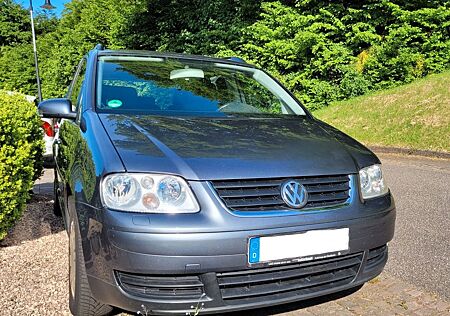 VW Touran Volkswagen 2.0 TDI Trendline