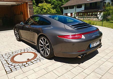 Porsche 991 CARRERA 4