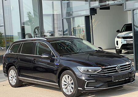 VW Passat Variant Volkswagen GTE MATRIX/Alcantara/Kamera/AHK