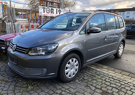 VW Touran Volkswagen 1,6TDI BMT Scheckheft