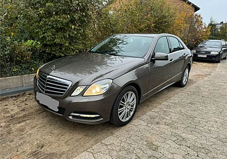 Mercedes-Benz E 200 CDI AVANTGARDE