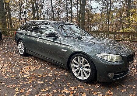 BMW 530d 245 PS | Navi | Leder | Standheizung