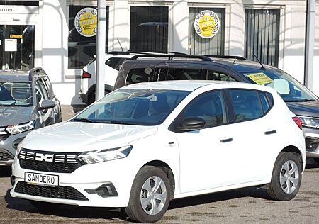 Dacia Sandero SCe 65 Essential GJR,Klima,Einparkhilfe
