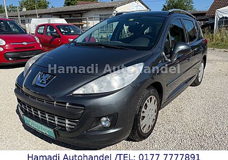 Peugeot 207 SW Forever/Klima/Panoramadach/Sitz Heiz