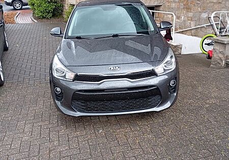 Kia Rio 1.2 DreamT1.Hand,TÜVNEU,8Fach, Scheckh,Andro