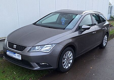 Seat Leon ST Style Klimaaut. PDC ALU AHK