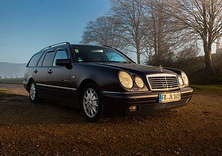 Mercedes-Benz E 350