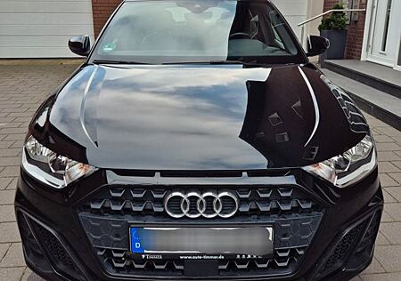 Audi A1 30 TFSI S tronic S-Line Sportback