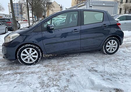 Toyota Yaris Executive