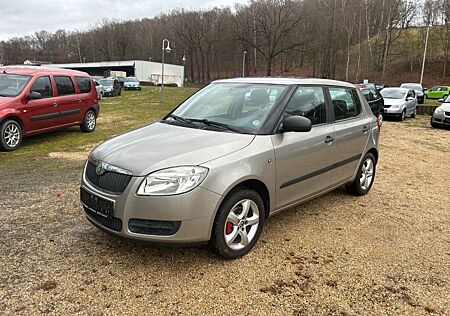 Skoda Fabia 1.2 Classic AHK*RADIO*elektr.FH