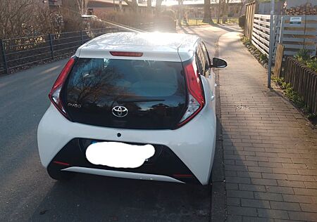 Toyota Aygo (X) Aygo (X) 1,0-l-VVT-i Team Deutschland Team D...