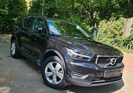 Volvo XC 40 XC40 T2 .Automatic 1 .5Benzin Unfallfrei .