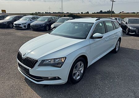Skoda Superb Combi Ambition Navi 1.Hand SHG PDC ACC