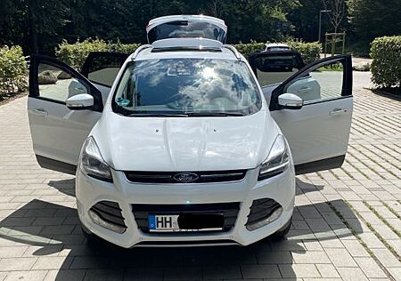 Ford Kuga 1,5 EcoBoost 4x4 134kW Titanium Autom. ...