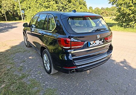 BMW X5 xDrive25d -Leder-Panorama-Dach
