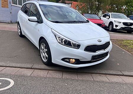 Kia Cee'd / Ceed