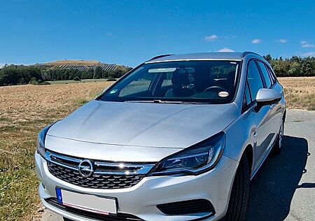 Opel Astra 1.6 Diesel 120 Jahre 81kW