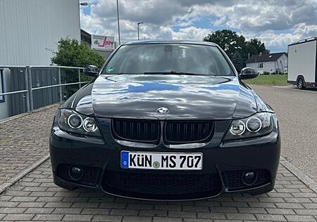 BMW 318i E90