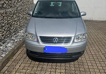 VW Touran Volkswagen 2.0 TDI Highline Highline