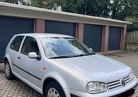VW Golf Volkswagen 1.4 Basis