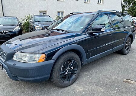 Volvo XC 70 2.4 D 4x4 AWD Edition 1. HAND LEDER