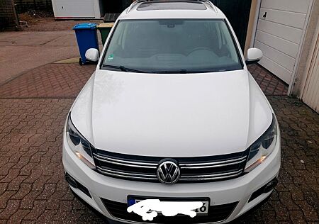 VW Tiguan Volkswagen 2.0 TDI BlueMotion Tec CUP Sport & St...