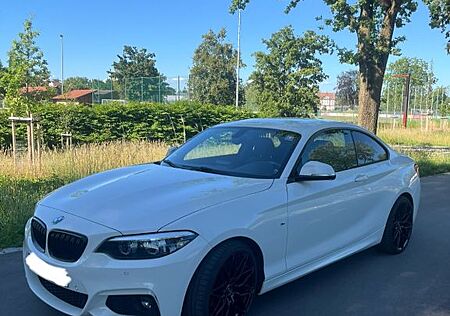 BMW 220d Steptronic Coupé M Sport