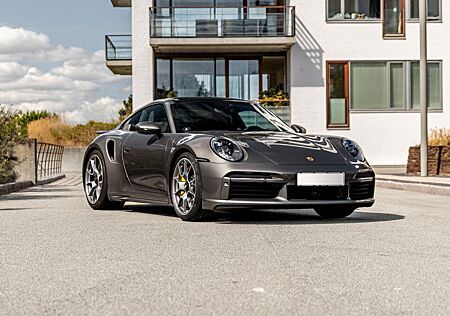 Porsche 911 Urmodell 911 Turbo S *Burmester *Klimasitze *Panorama