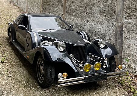 Andere Mitsuoka aus The Grand Tour (Jeremy Clarkson)