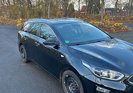 Kia Cee'd / Ceed 1.6 CRDi MHEV 100kW DCT Platinu...