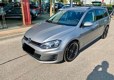 VW Golf Volkswagen 1.4 TSI 92kW BMT LOUNGE Variant LOUNGE