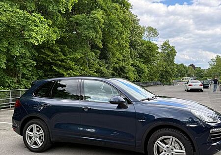 Porsche Cayenne S Hybrid S