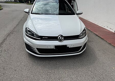 VW Golf Volkswagen 2.0 TDI DSG BMT GTD GTD