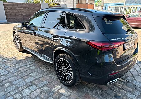Mercedes-Benz GLC 300 de 4MATIC Autom. -
