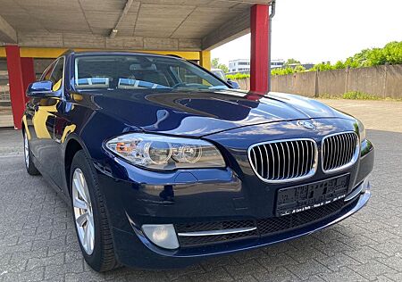 BMW 520d Touring - Leder Rückfahrkamera Sitzheizung