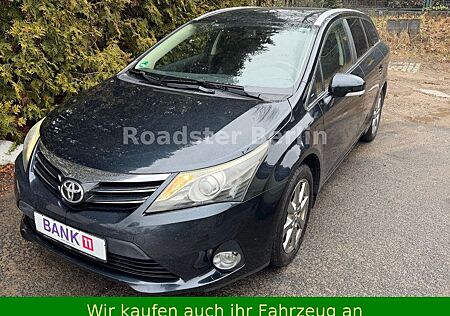 Toyota Avensis Kombi*Autom.*Alu*Leder*Scheckheft*1 Hand