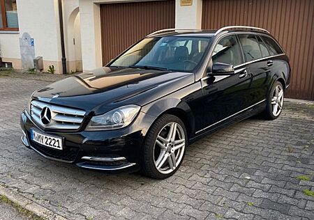 Mercedes-Benz C 220 CDI 4MATIC T AVANTGARDE Autom. AVANTGARDE