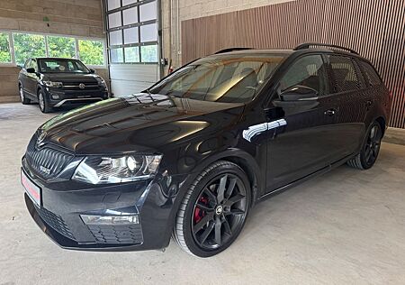Skoda Octavia Combi RS*NAVI*XENON*AUTOMATIK*