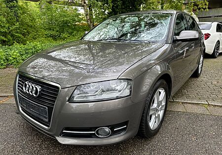 Audi A3 Sportback 1.6 TDI Attraction