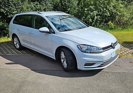 VW Golf Volkswagen 2.0 TDI Sound Variant Sound