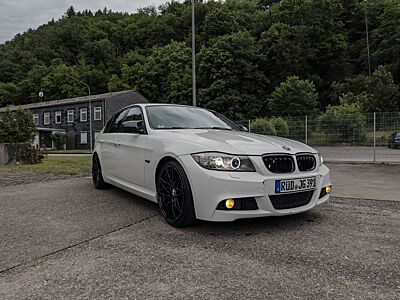 BMW 320i Limousine | Neuer Motor | 19 Zoll | M-Sport