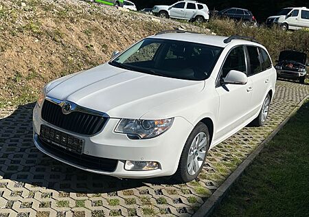 Skoda Superb Combi Ambition Navi Bi Xenon