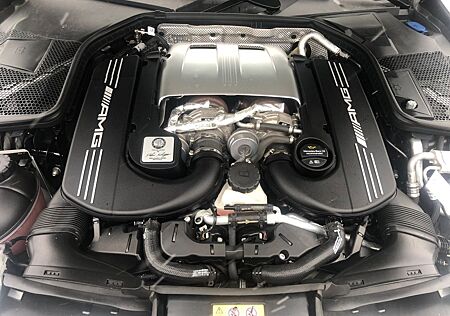 Mercedes-Benz C 63 AMG