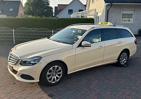 Mercedes-Benz E 200 BlueTEC T -